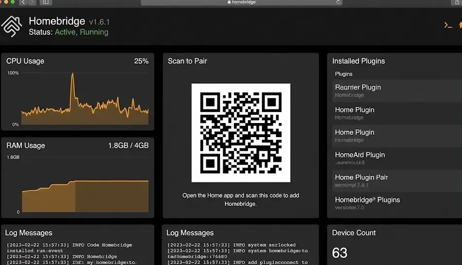 Captura de pantalla de la interfaz de usuario web de Homebridge mostrando el estado del servidor, uso de CPU y RAM, y el código QR central